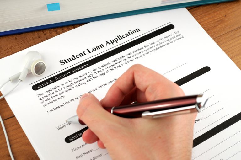 What Are The Credit Requirements For A Private Student Loan